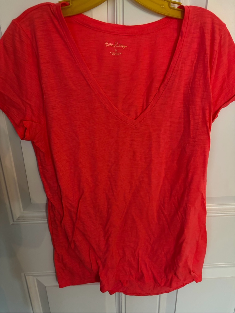 Lilly Pulitzer Short Sleeve V-Neck Tee in Bright Coral